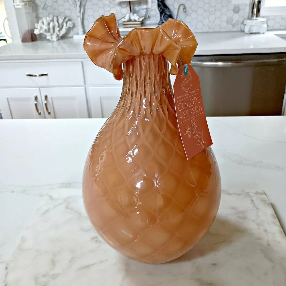 NEW! EXQUISITE RUFFLED TOP Ornate VASE OH MY!